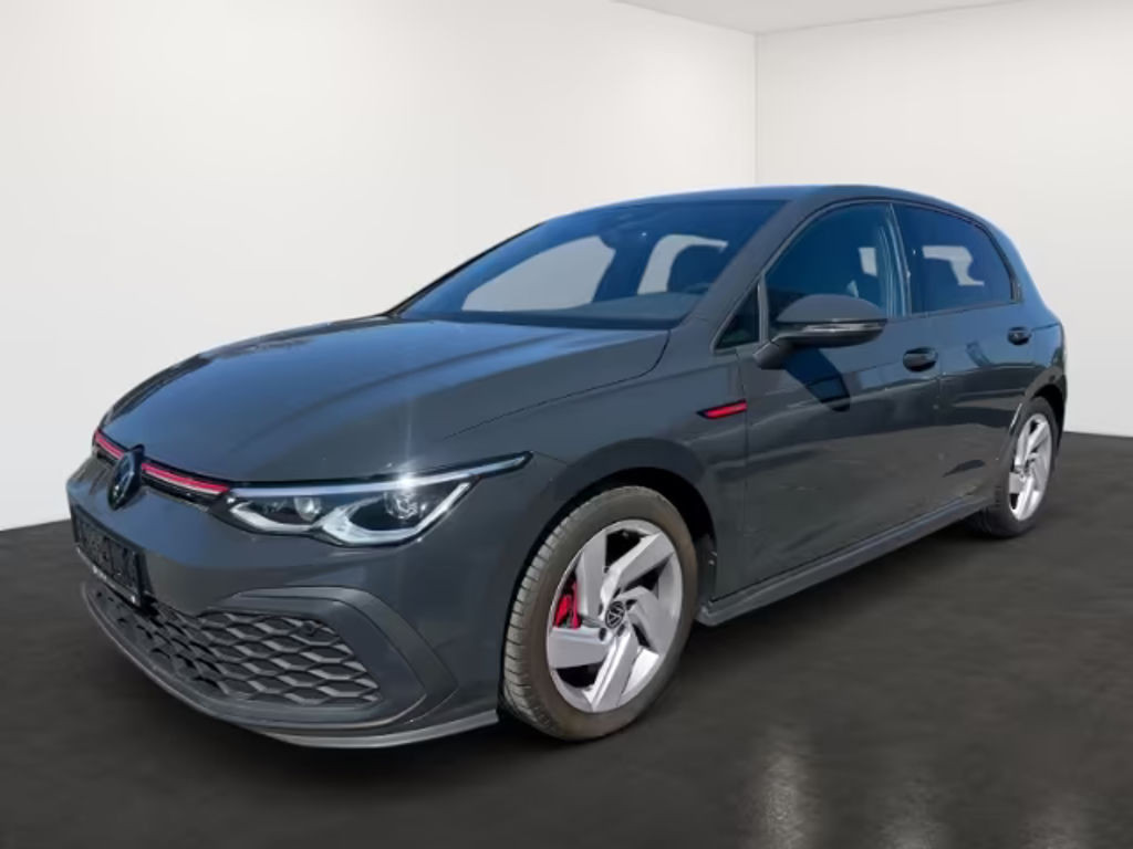 Volkswagen Golf 2023 Benzine