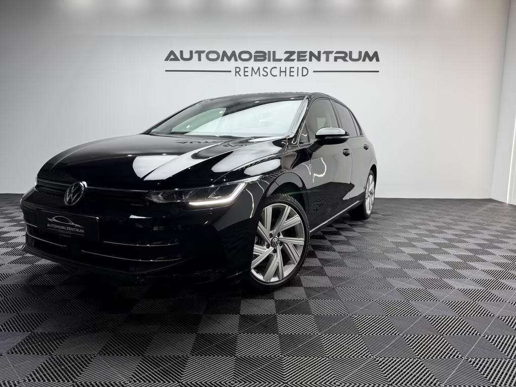 Volkswagen Golf 2025 Benzine