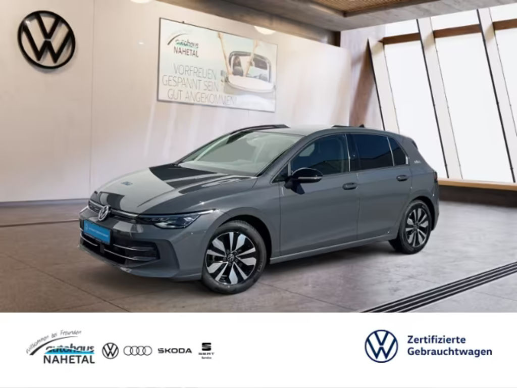 Volkswagen Golf 2025 Benzine