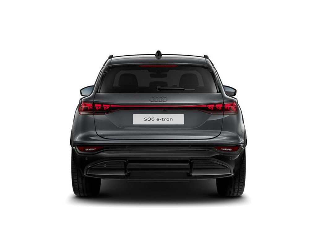 Audi SQ6 e-tron