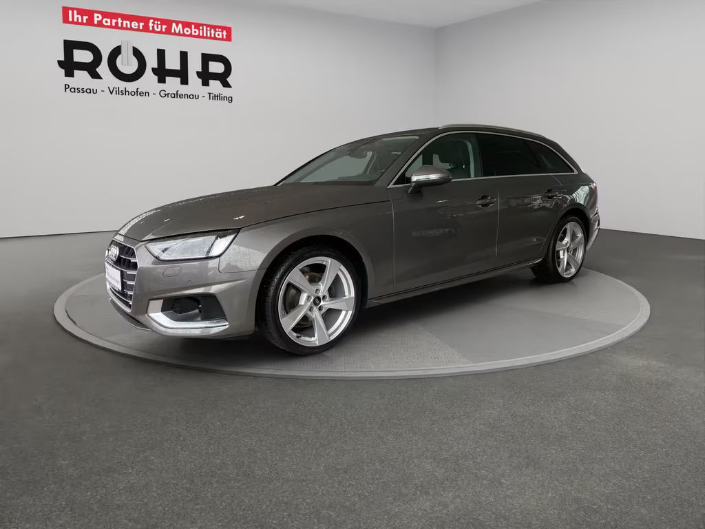 Audi A4 2022 Benzine