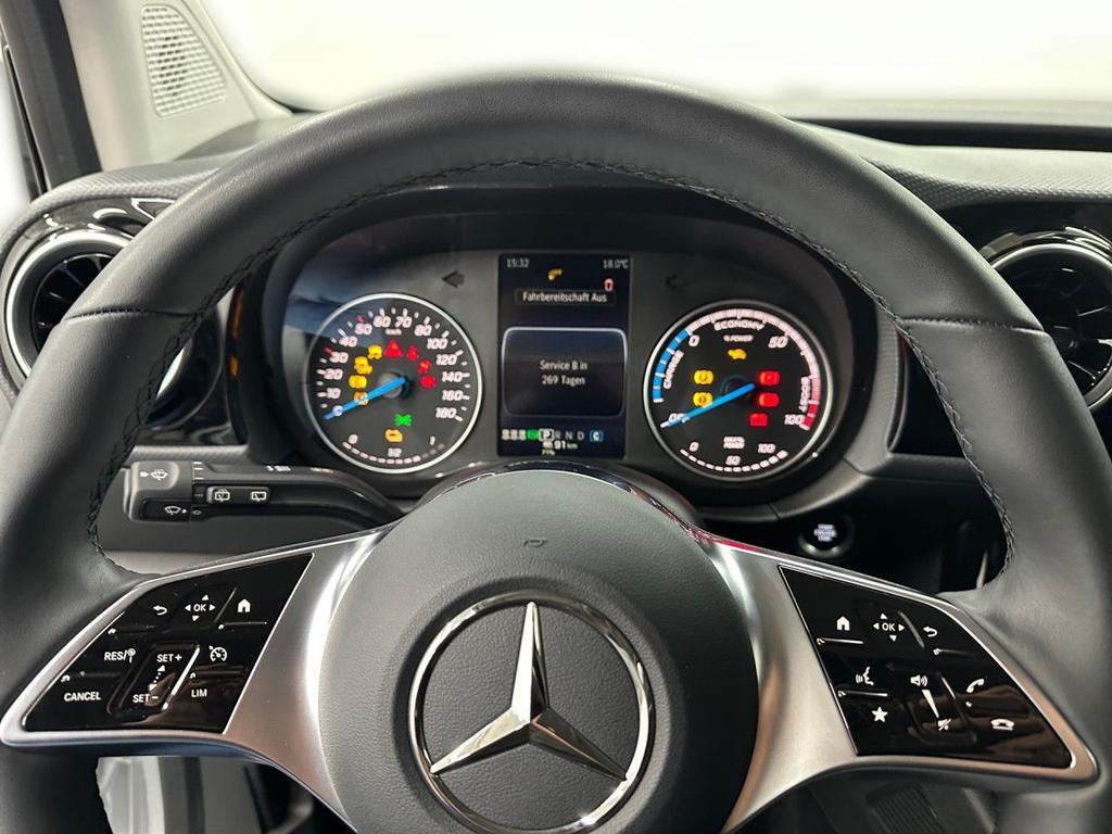 Mercedes-Benz EQT