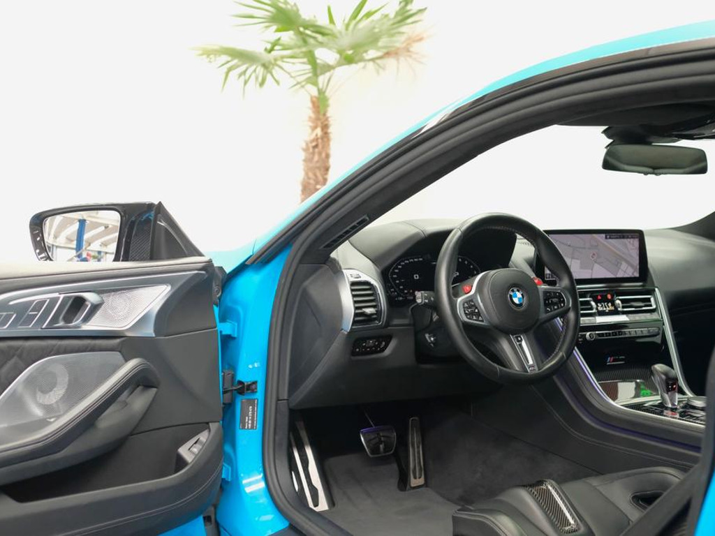 BMW M8