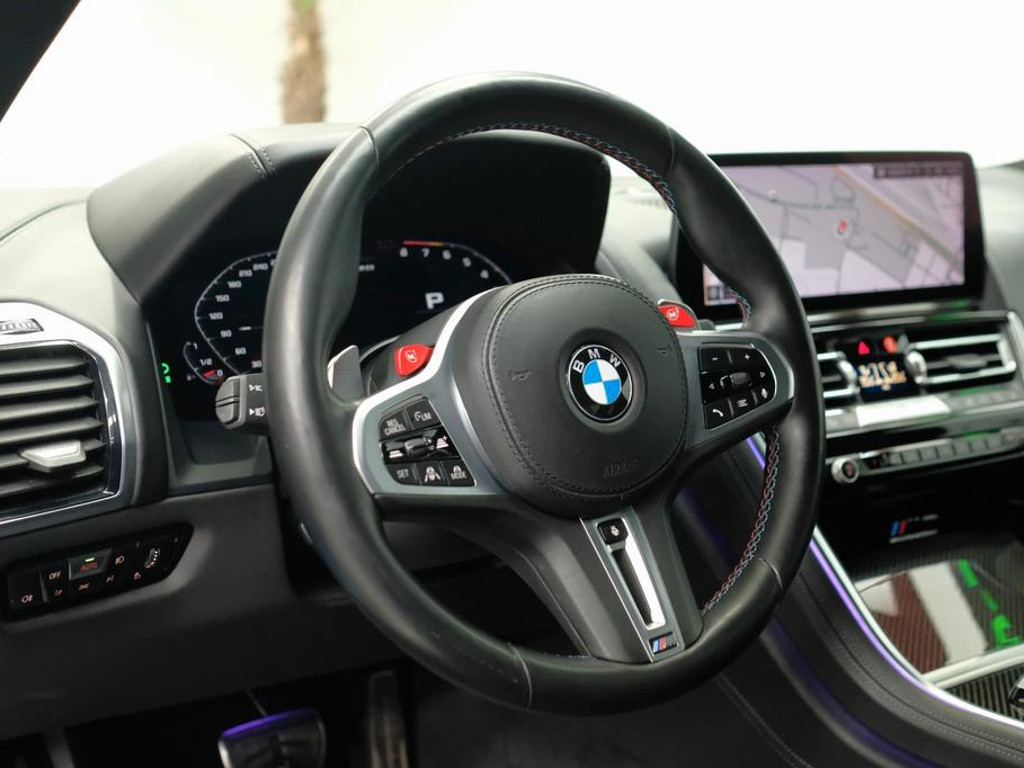 BMW M8