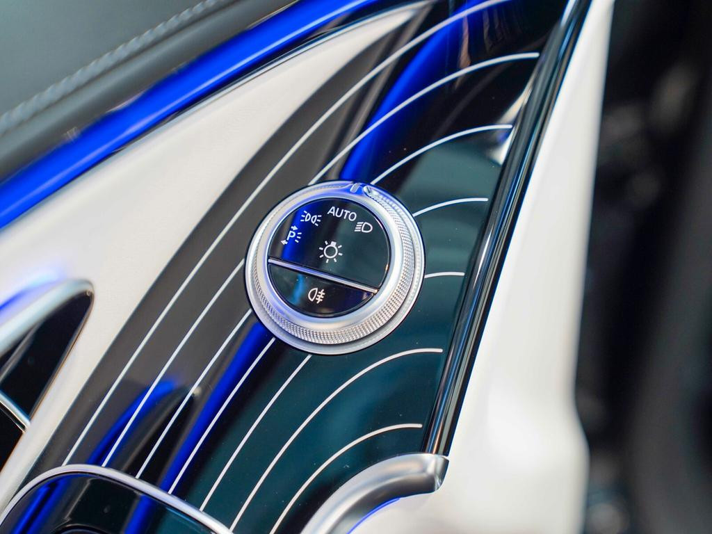 Mercedes-Benz S-Klasse