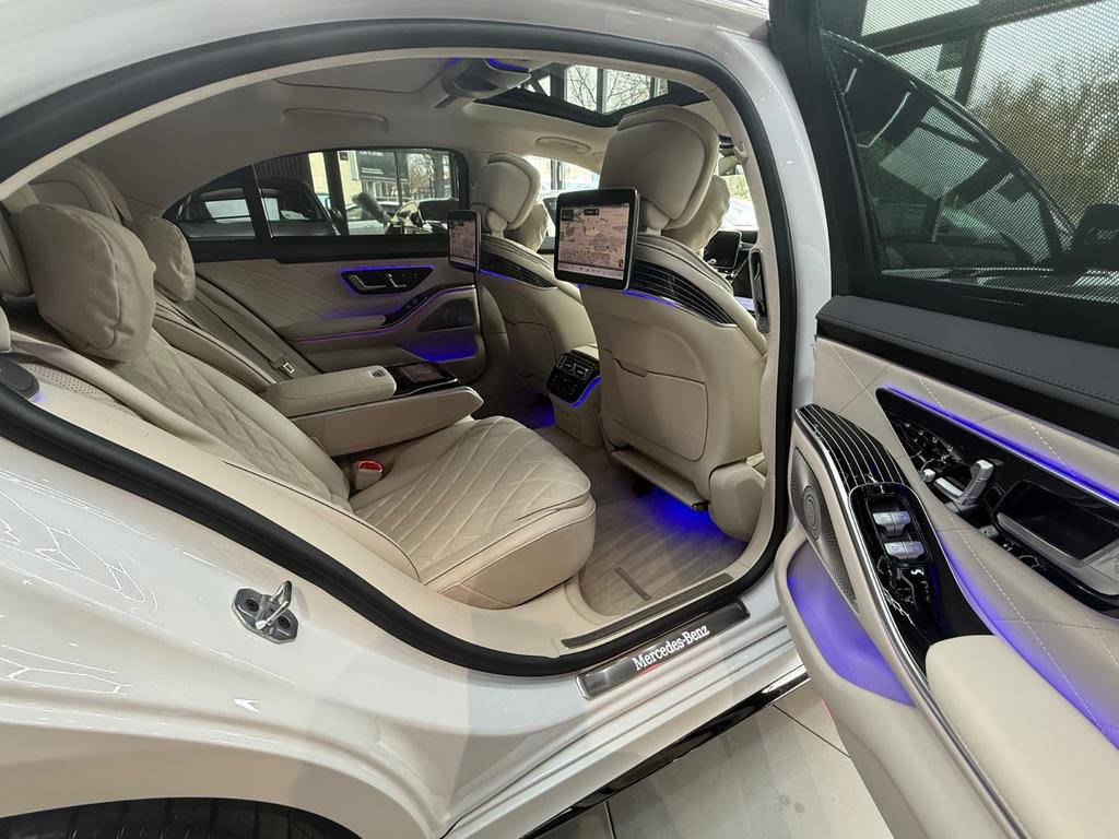 Mercedes-Benz S-Klasse