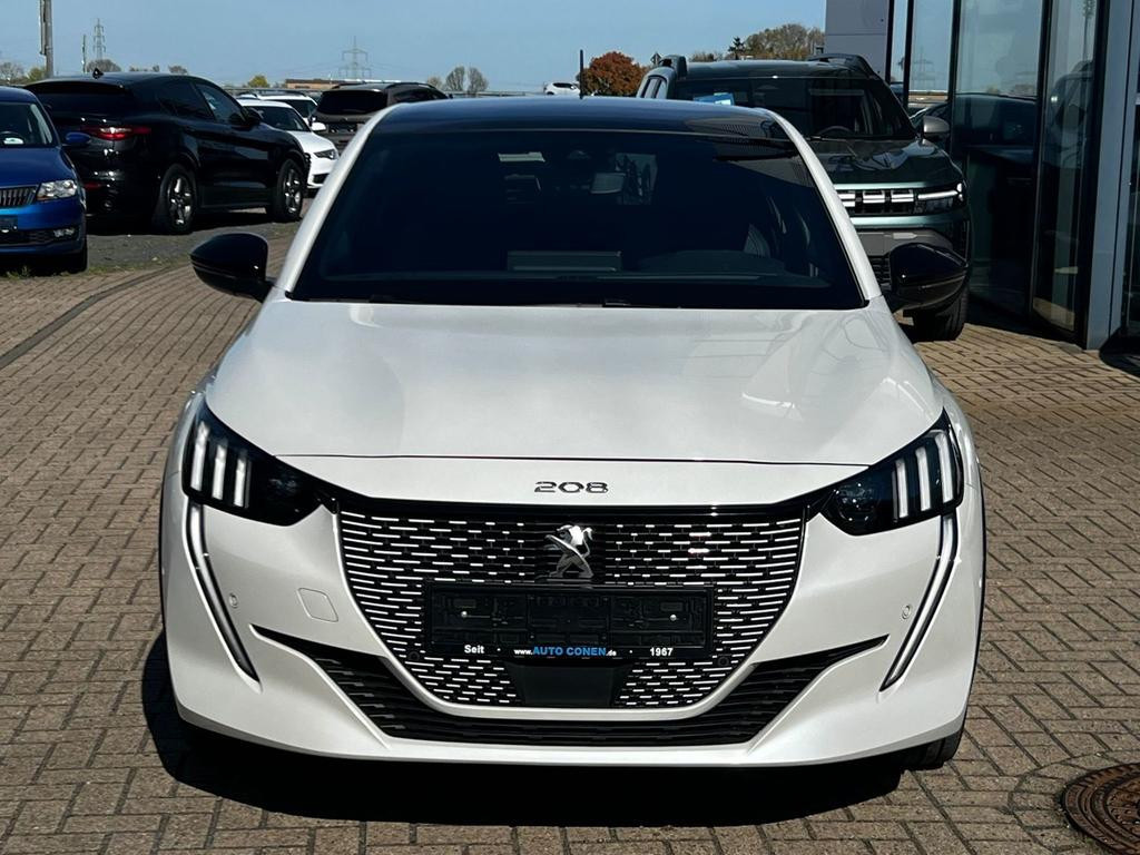 Peugeot e-208