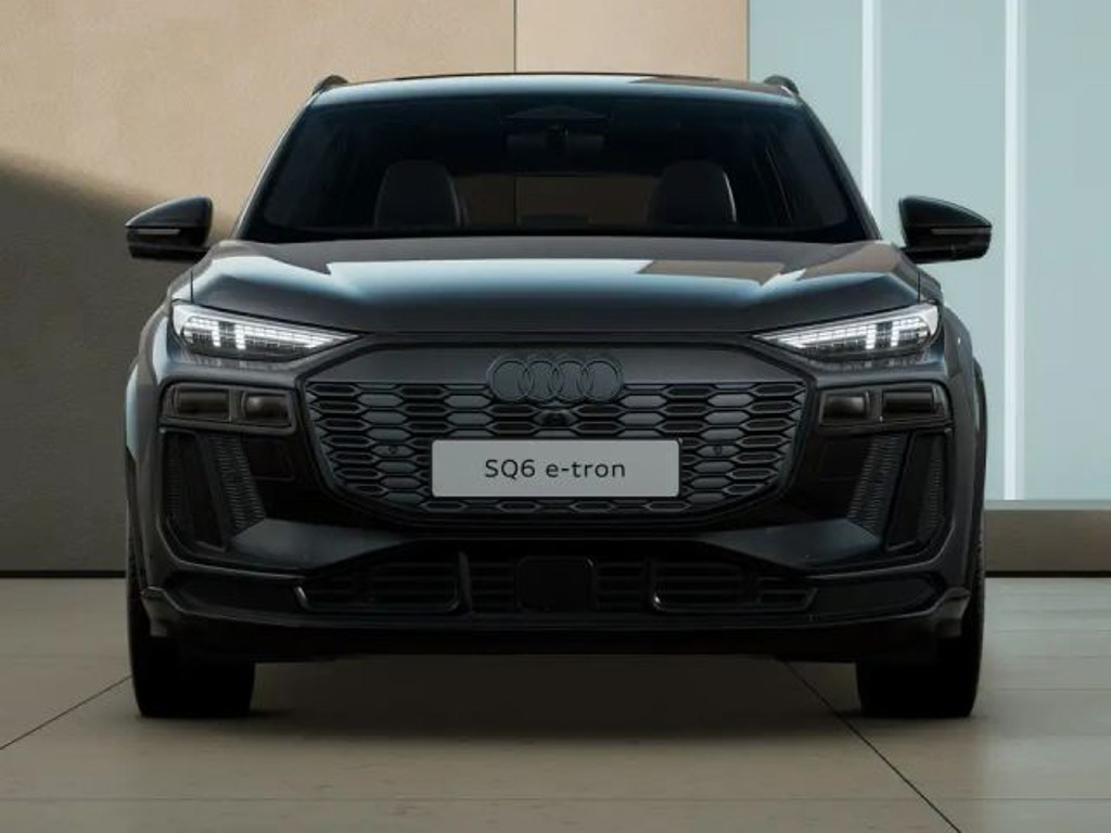 Audi SQ6 e-tron