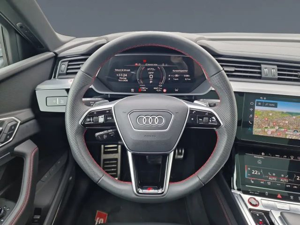 Audi SQ8 e-tron