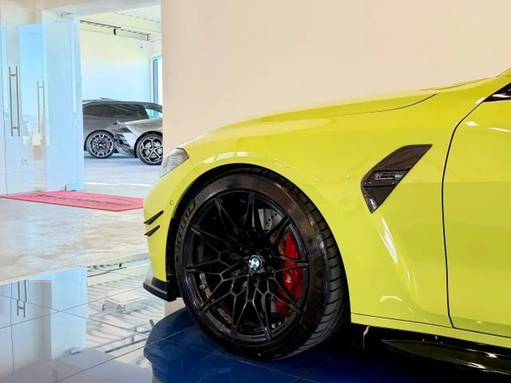 BMW M4