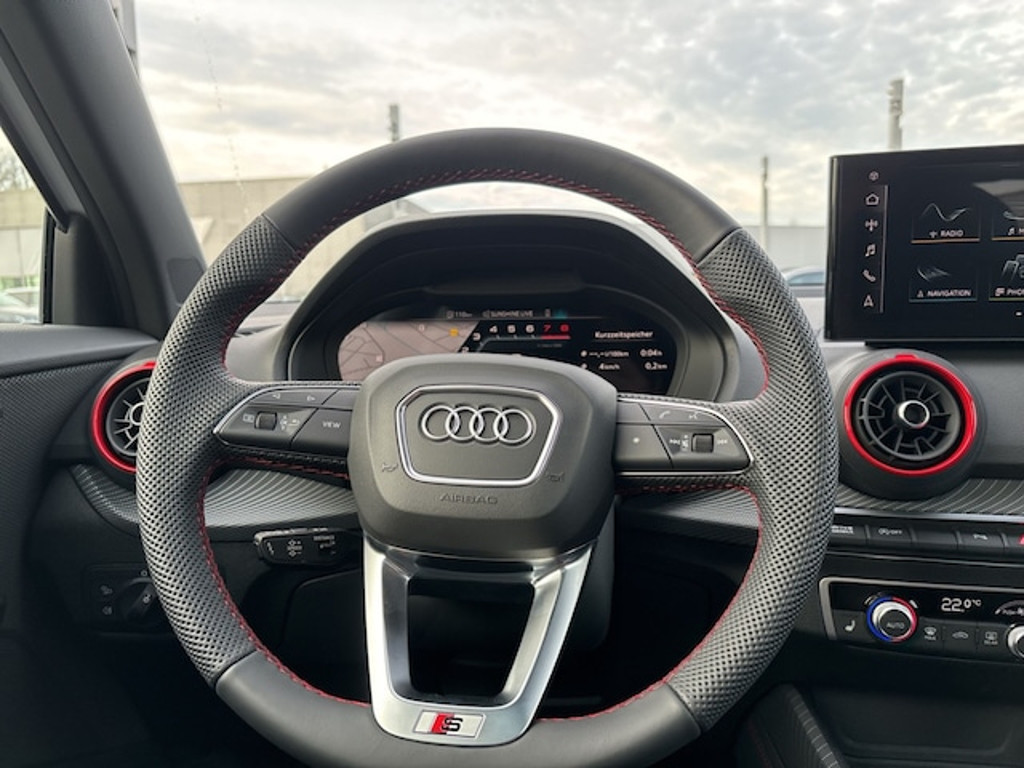 Audi SQ2