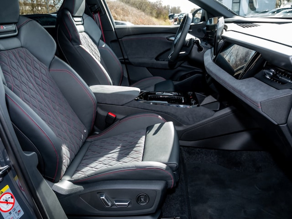 Audi Q6 e-tron