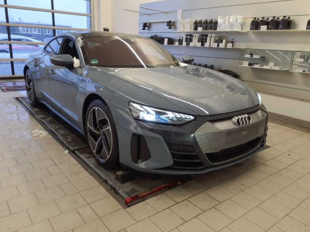 Audi e-tron GT