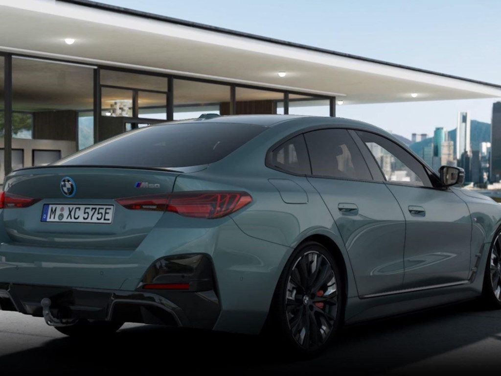 BMW i4
