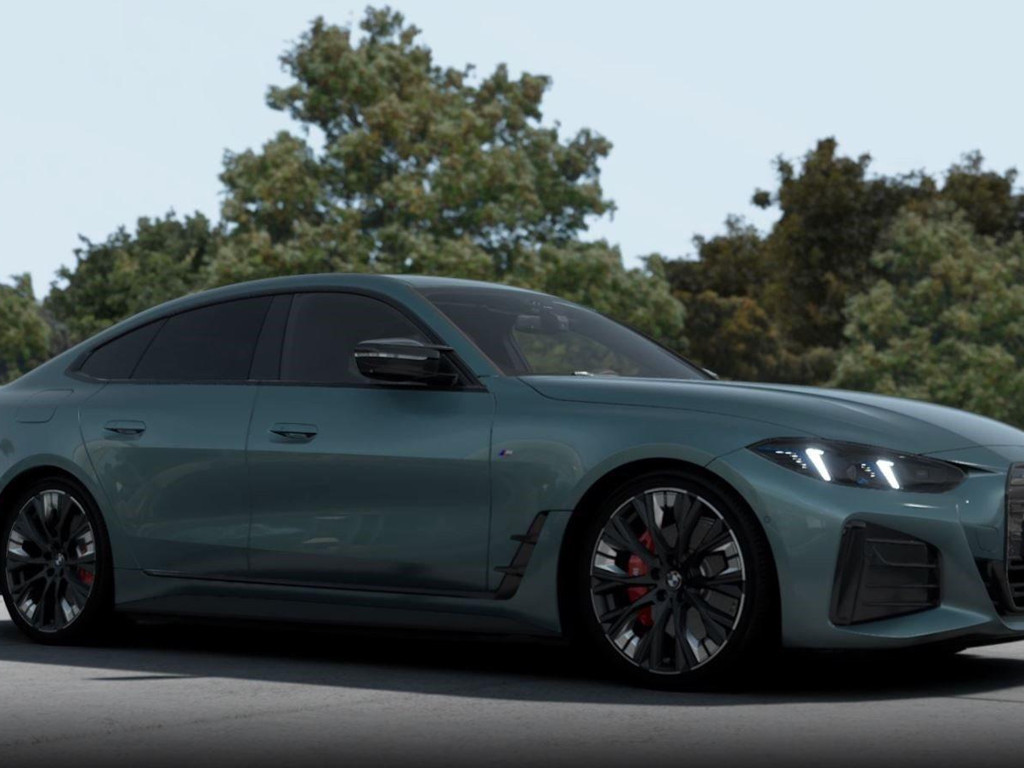 BMW i4