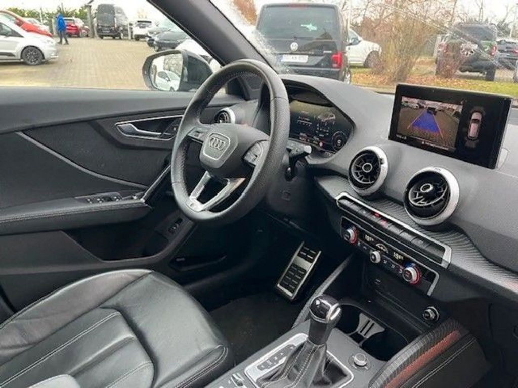 Audi SQ2