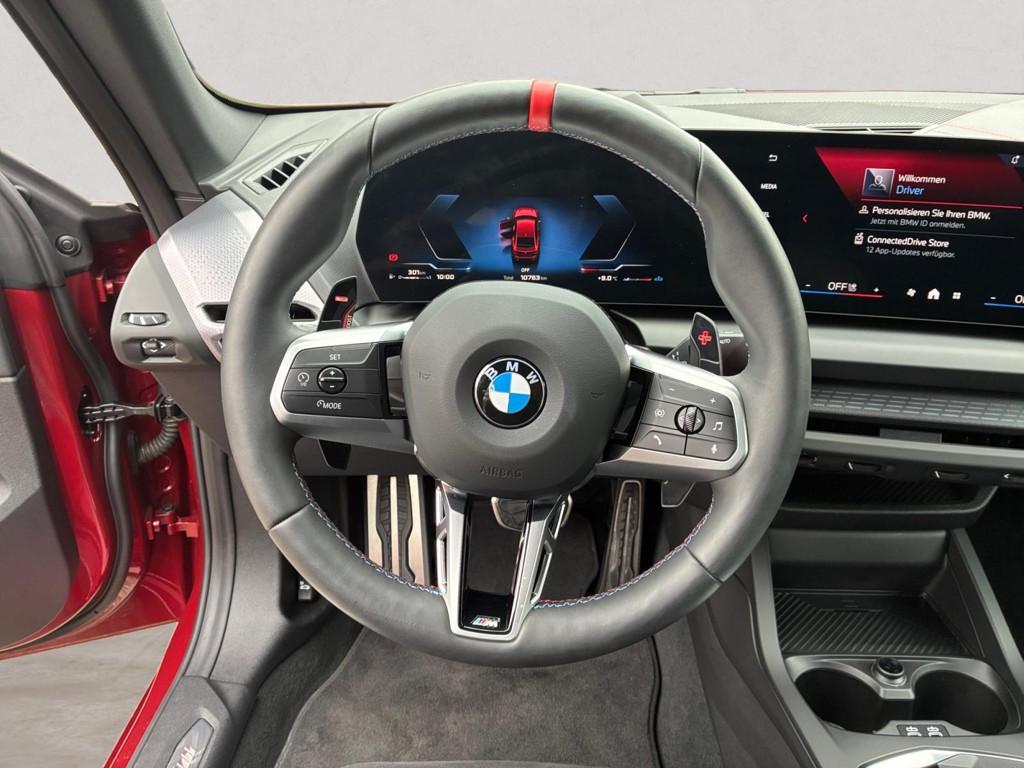 BMW M235
