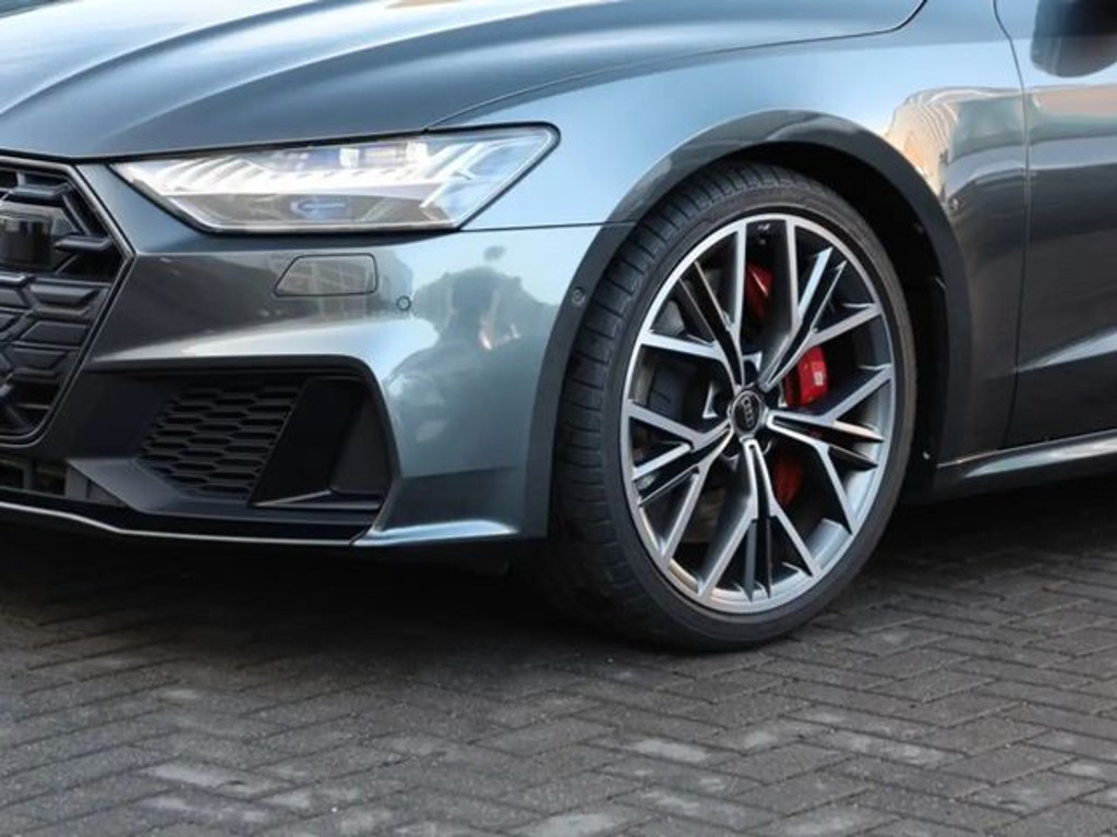 Audi S7