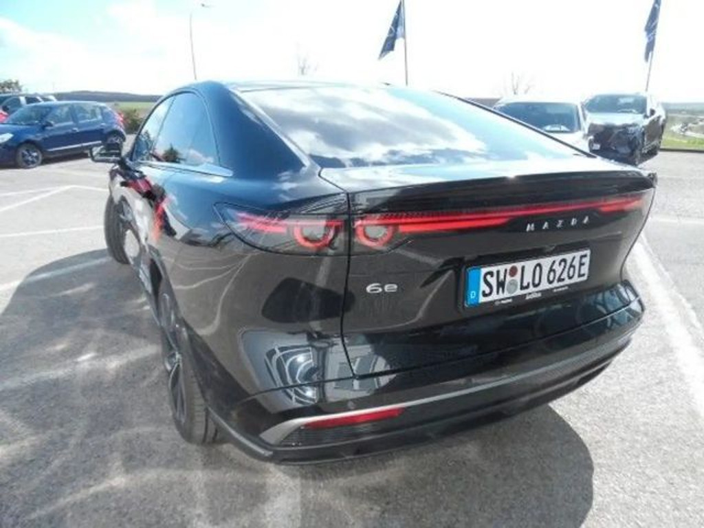 Mazda 6e