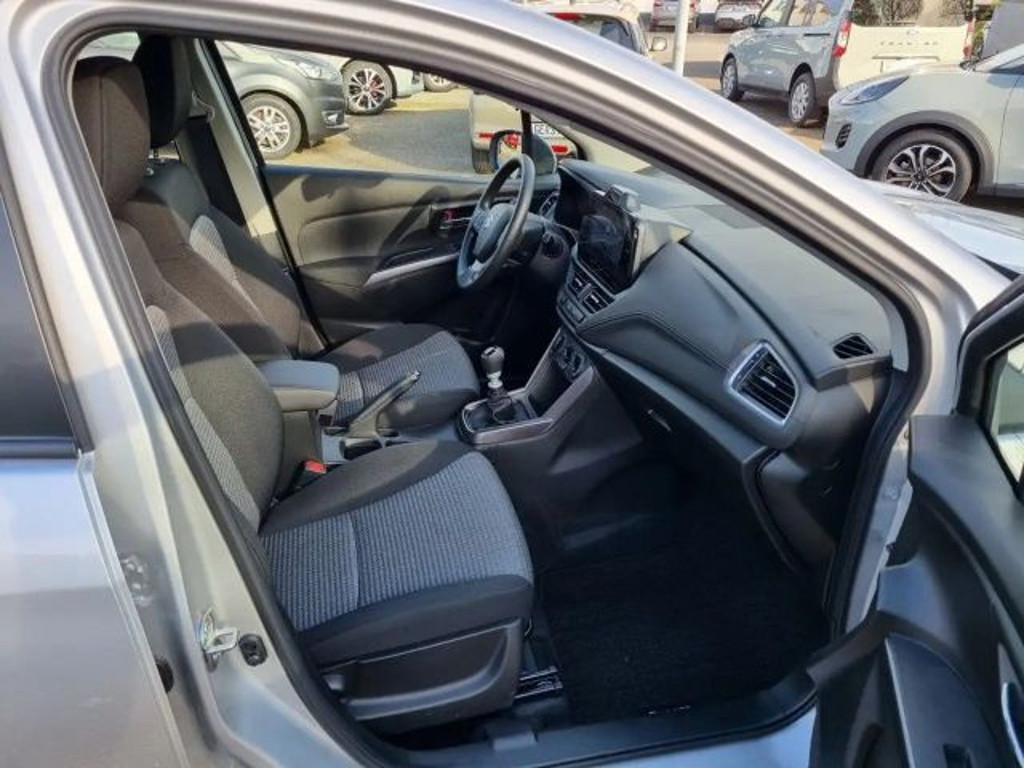 Suzuki S-Cross