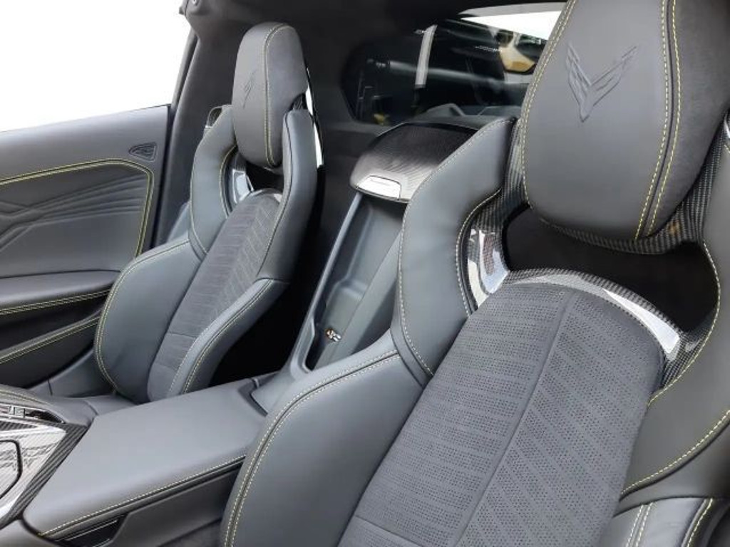 Corvette C8