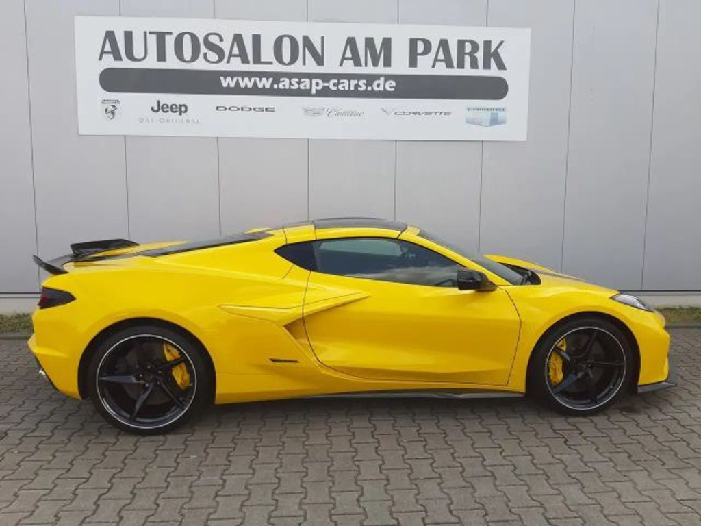 Corvette C8