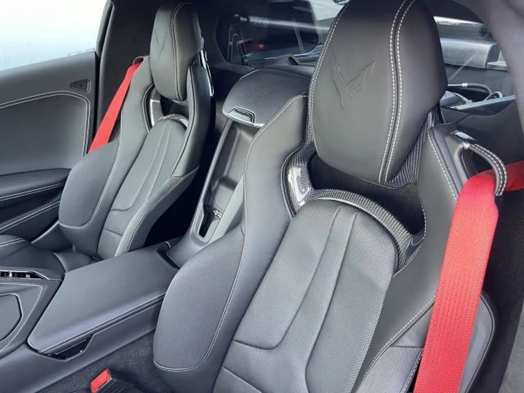Corvette C8