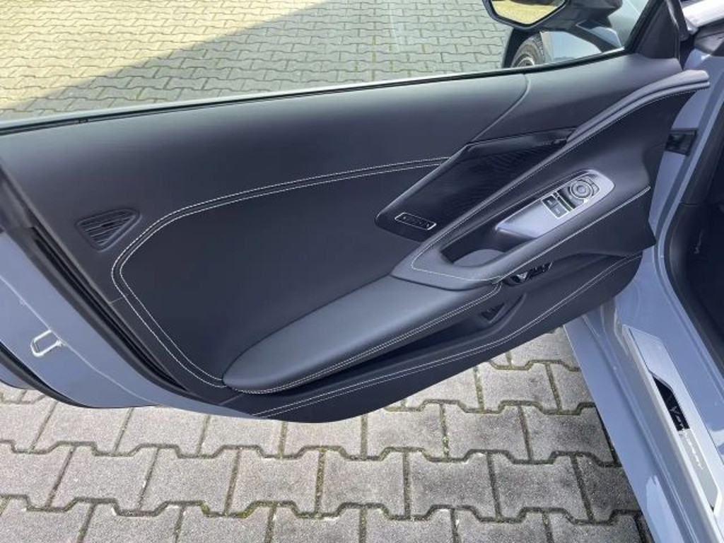 Corvette C8