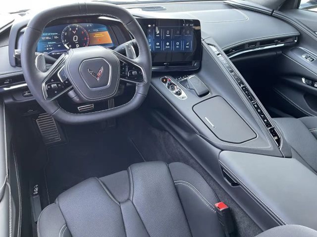 Corvette C8