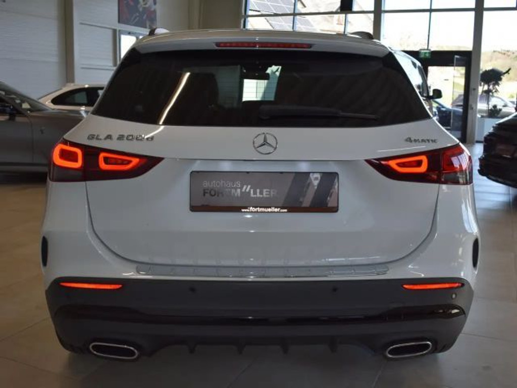 Mercedes-Benz GLA-Klasse