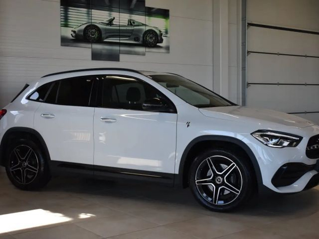 Mercedes-Benz GLA-Klasse