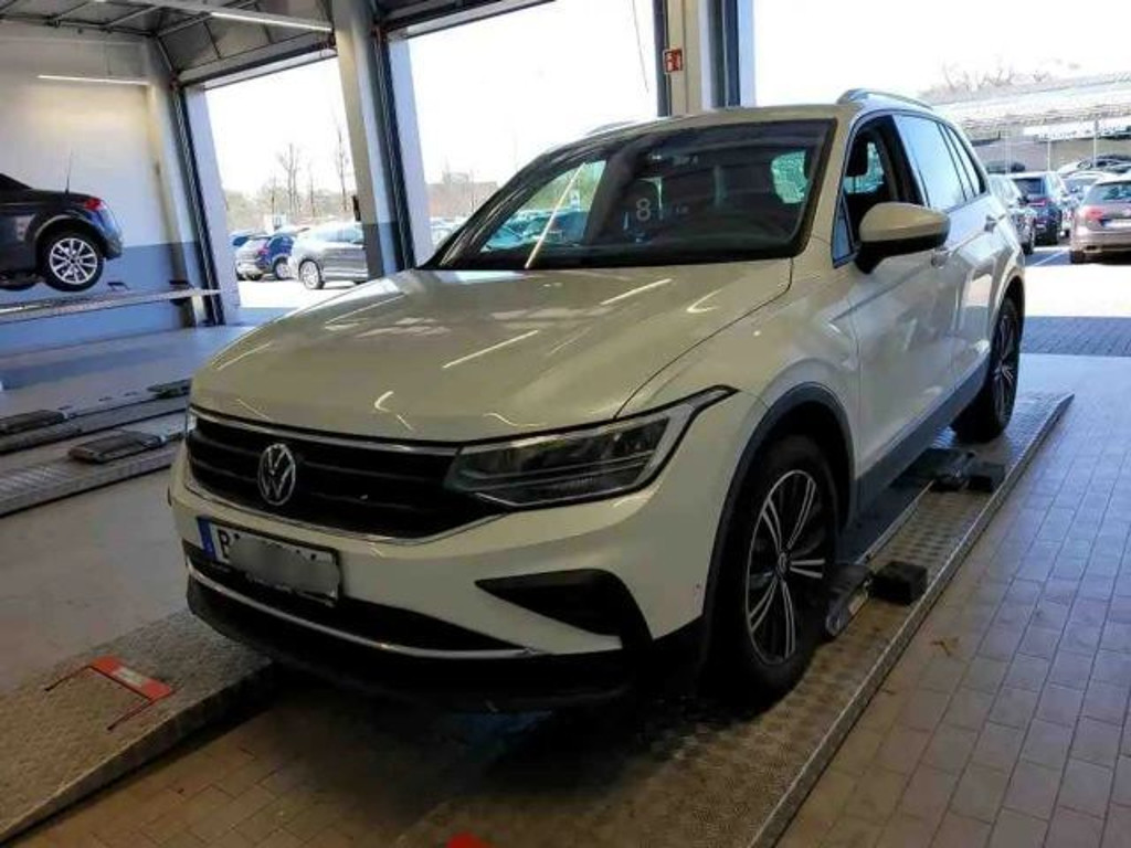 Volkswagen Tiguan 2023 Benzine