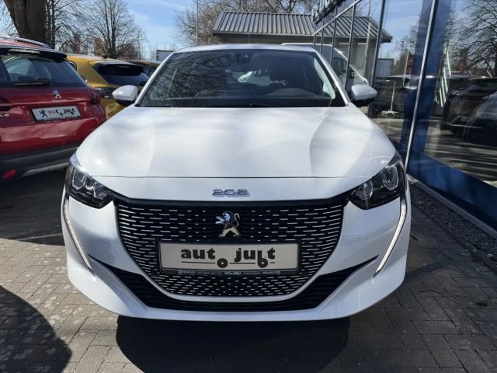 Peugeot e-208