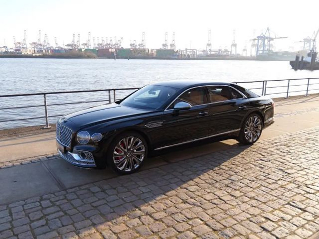 Bentley Flying Spur 2023 Benzine