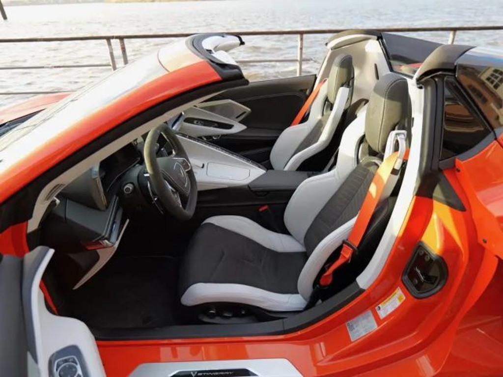 Corvette C8