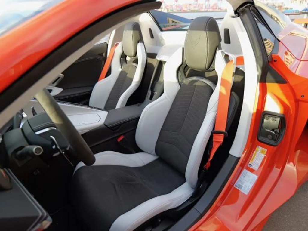 Corvette C8