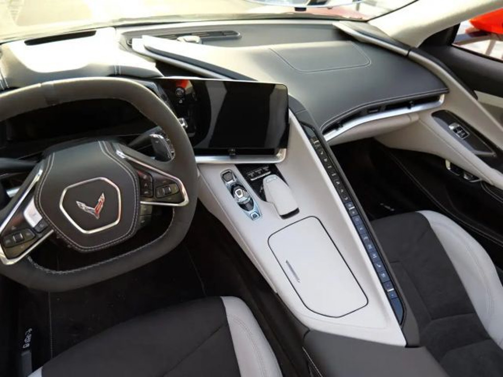 Corvette C8