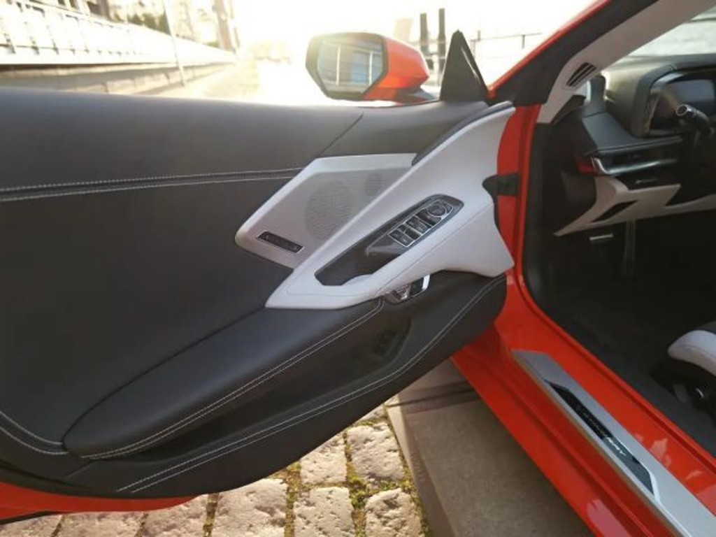 Corvette C8