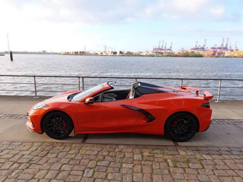 Corvette C8