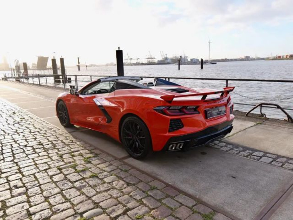 Corvette C8