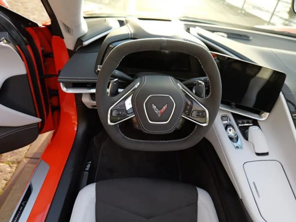 Corvette C8