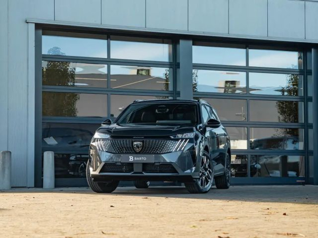 Peugeot 5008 2025 Benzine