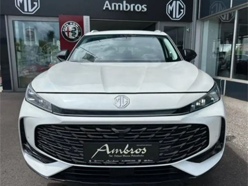 MG HS