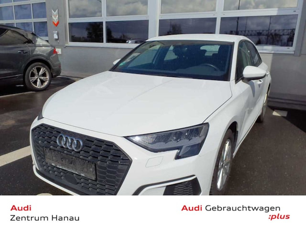 Audi A3 2023 Benzine