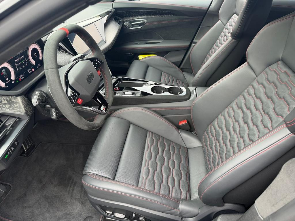 Audi RS e-tron GT