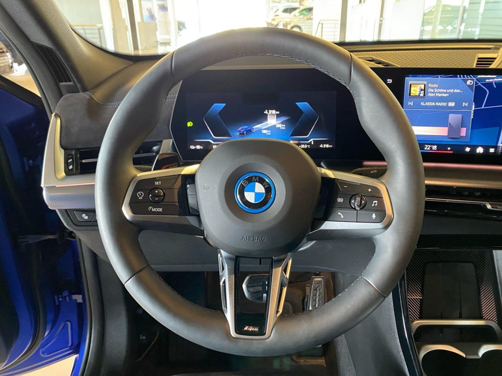 BMW iX2