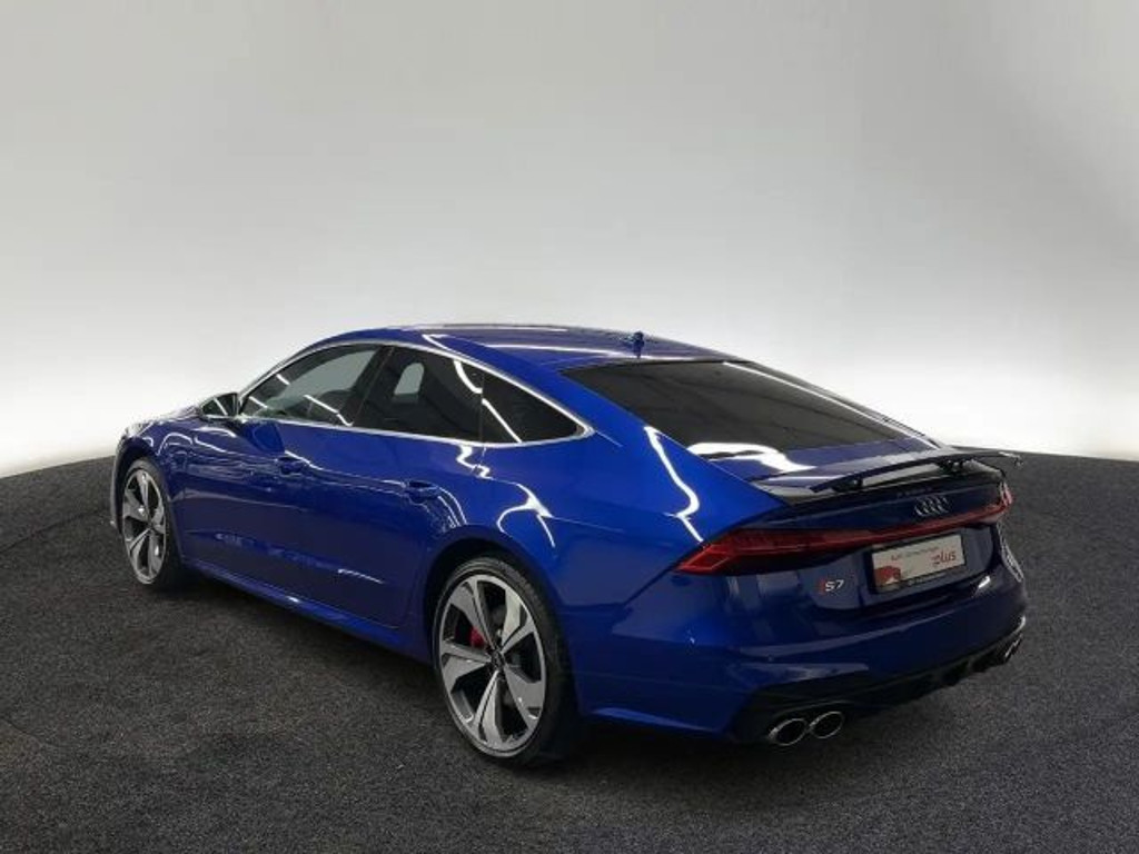 Audi S7