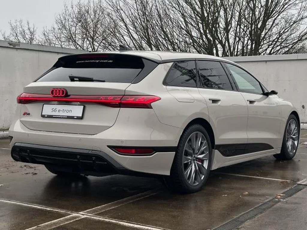 Audi S6 e-tron