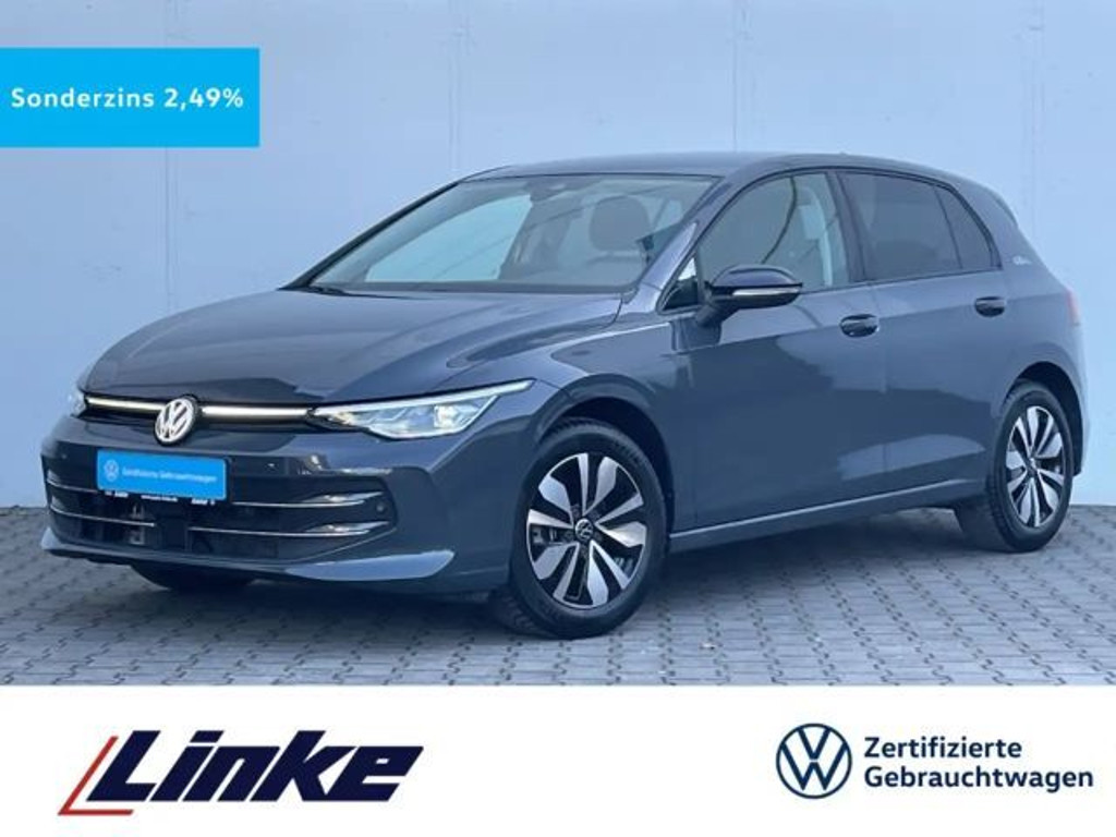 Volkswagen Golf 2025 Benzine