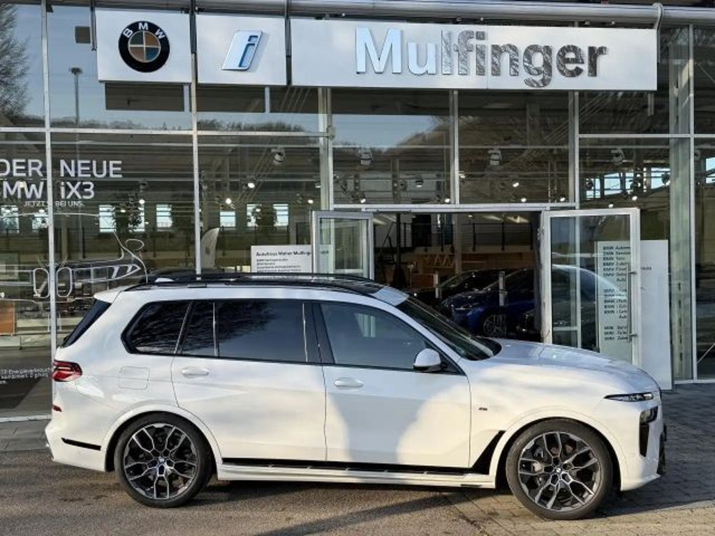 BMW X7